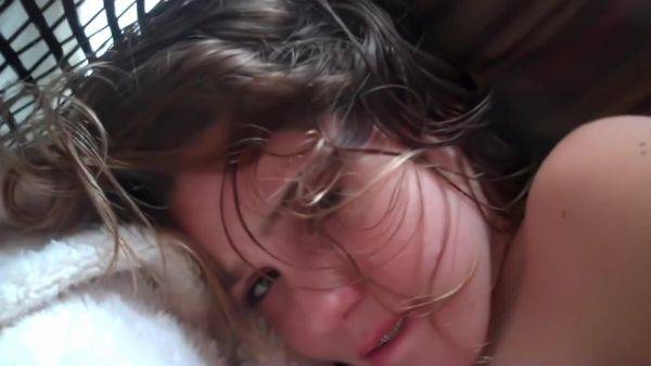 Cute Brunette Amateur Blowjob - hotmovs.com on poweredporn.com