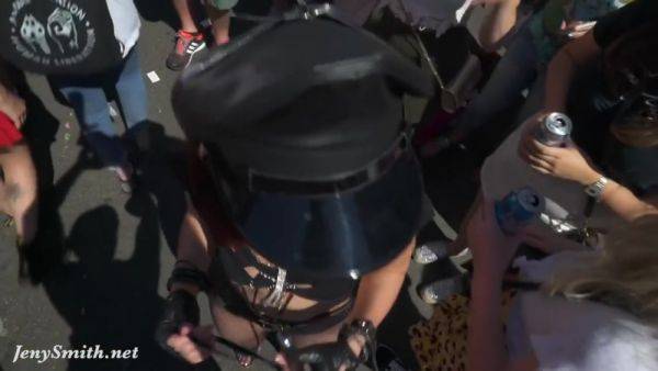 Parade Prt 2 - Jeny Smith - hotmovs.com on poweredporn.com