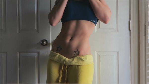 Miss Charlee - Sweetpants Hip Wiggles - hclips.com on poweredporn.com