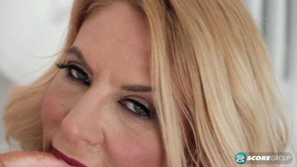 A new MILF with huge tits and a great pussy - hotmovs.com on poweredporn.com