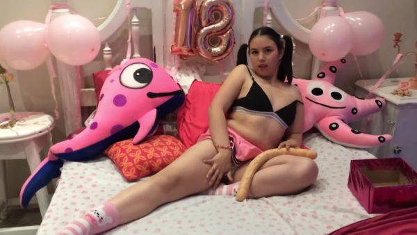 Luz Festeja Su Cumpleanos Con El Regalo Mas Sonado: El Indio Solary (trailer) - hclips.com on poweredporn.com