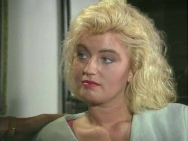 Blonde Carolyn Monroe - Breakin' In Her Backdoor - vintage anal hardcore - xtits.com on poweredporn.com