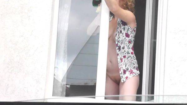 Naked MILF Window Washer Flashes Horny Taxi Driver - anysex.com on poweredporn.com