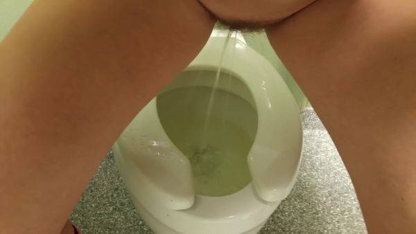 New Jersey And Candie Cane In Exxxotica Convention Pee - hclips.com on poweredporn.com