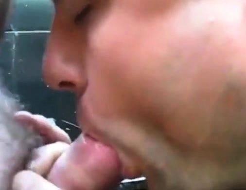 Den Blaeser koennte ich auch gut vertragen - drtuber.com on poweredporn.com