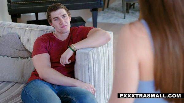 Winter Spice's Bad Date Turns into a Steamy Fucking Session with a Cum-Filled Finish - sexu.com on poweredporn.com