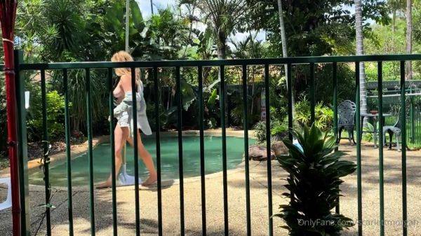 Amateur Blonde With BIG BOOBS Hot Free Cam Show - drtuber.com on poweredporn.com