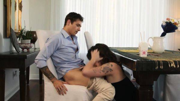 Daisy Taylor handles Jayden Marcos bungle - drtuber.com on poweredporn.com