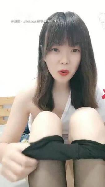 原版 长腿思思 啪啪 - Collection Of Homemade Selfies And Sneak Shots - upornia.com - Japan on poweredporn.com