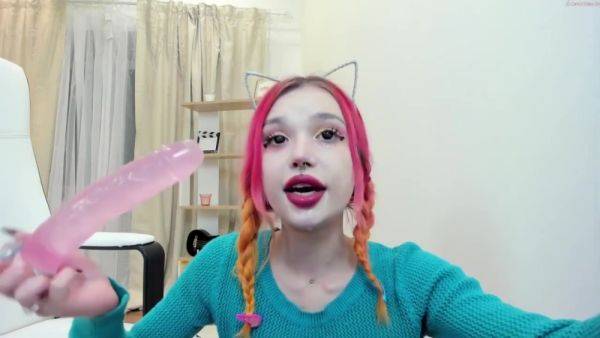 Deepthroat Queen Fucking Her Throat With Long Dildo - hclips.com on poweredporn.com