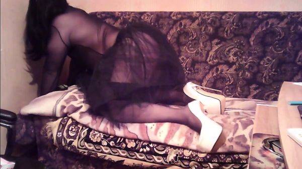 New shoes - drtuber.com on poweredporn.com