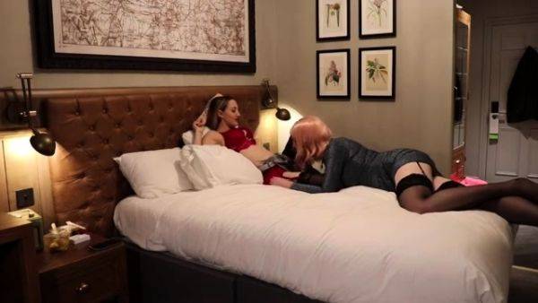 Strapon femdom fetish hotties peg bloke - drtuber.com on poweredporn.com