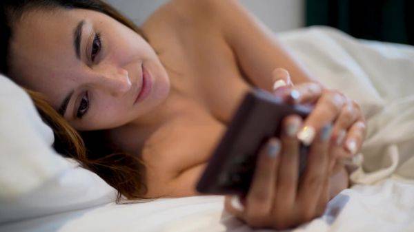 Summer Fox takes a shower and gets her slit nailed hard with cumshot happy ending - anysex.com on poweredporn.com