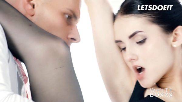 Crystal Greenvelle passionately fucks BF blindfolded in hot fetish fuck - Whiteboxxx - sexu.com - Russia on poweredporn.com