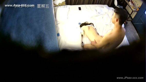 Hackers use the camera to remote monitoring of a lover's home life.601 - hotmovs.com - China on poweredporn.com