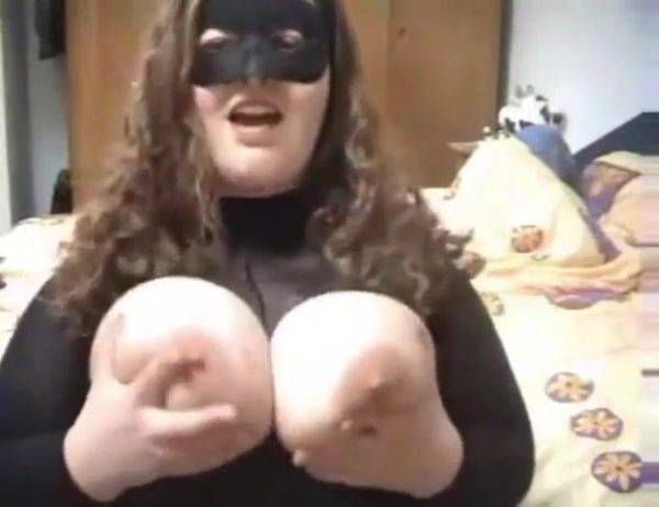 BBW deutsche Mama allein und geil - xhand.com - Germany on poweredporn.com