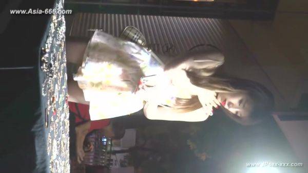 Peeping chinese amateur upskirt.166 - hotmovs.com - China on poweredporn.com