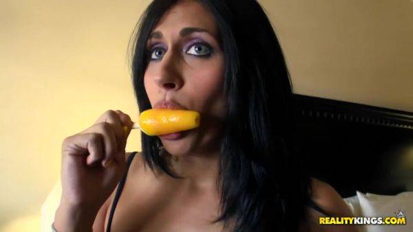 Shameless Spinner Memorable Porn Video - videomanysex.com on poweredporn.com