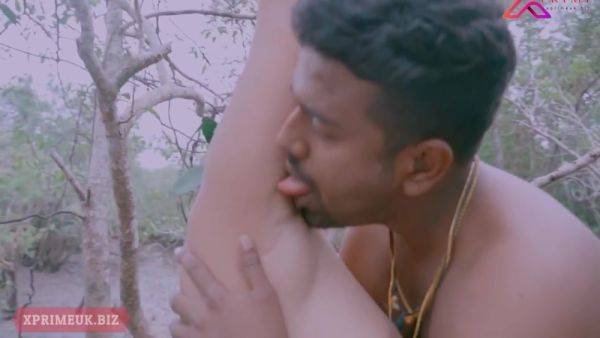 Hot Outdoor Sex With Desi Indian Bhabhi - hotmovs.com - India on poweredporn.com