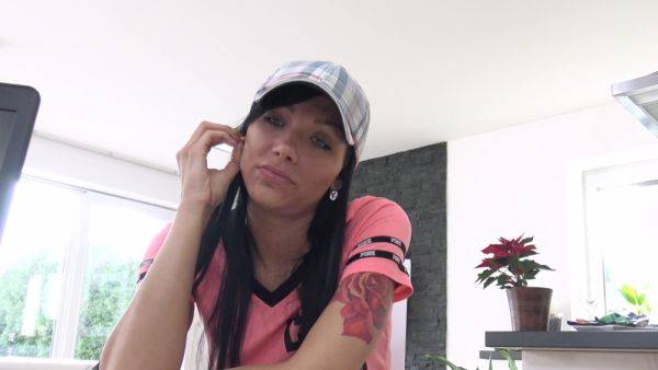 Cam slut reveals her nude forms and rides dick in strong POV - hellporno.com on poweredporn.com