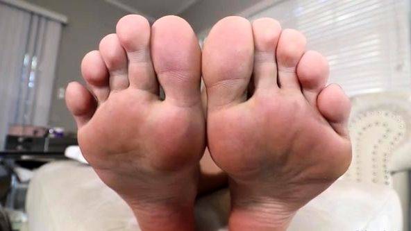 Princess Ivory - Bound Birthday - drtuber.com on poweredporn.com