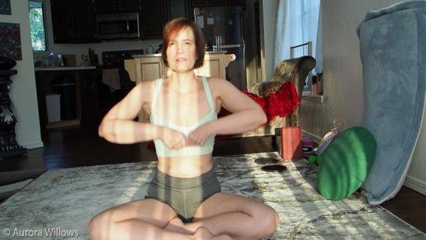 Easy Mobility For Your Chest And Shoulders - hclips.com - Usa on poweredporn.com