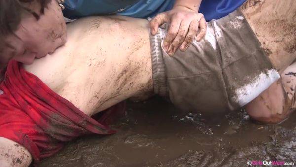 Arial Scout Soccer Bums Pt1 - hotmovs.com on poweredporn.com