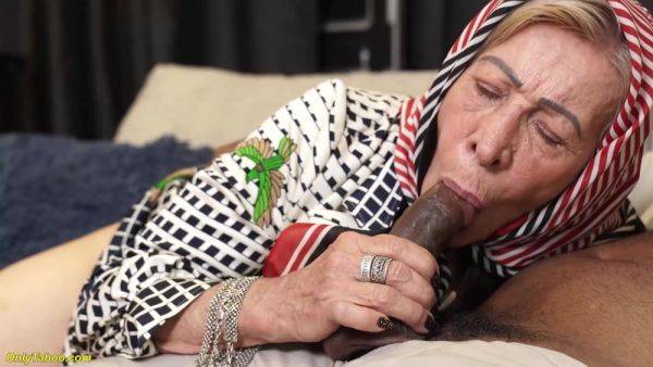 Old Grandma Ready For Extreme Anal - hclips.com on poweredporn.com
