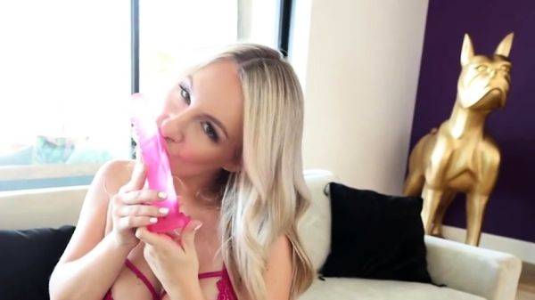 Seducing solo stepmom teases stepson - drtuber.com on poweredporn.com