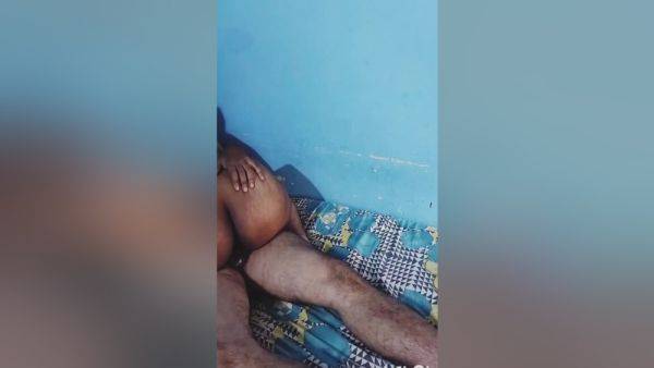 Bhabhi Fucked When Her Husband Go To Market - desi-porntube.com - India on poweredporn.com