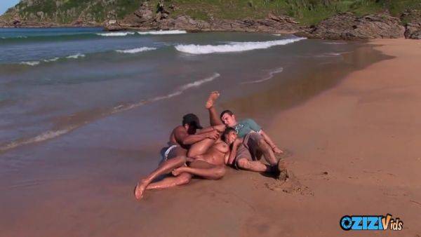 Hardcore Sex On The Beach With A Whorish Brunette - hotmovs.com on poweredporn.com