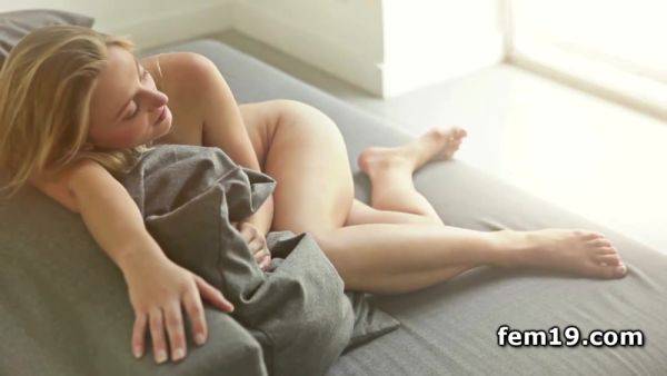 Blonde Carisha Stretching Her Naked Body - hclips.com on poweredporn.com