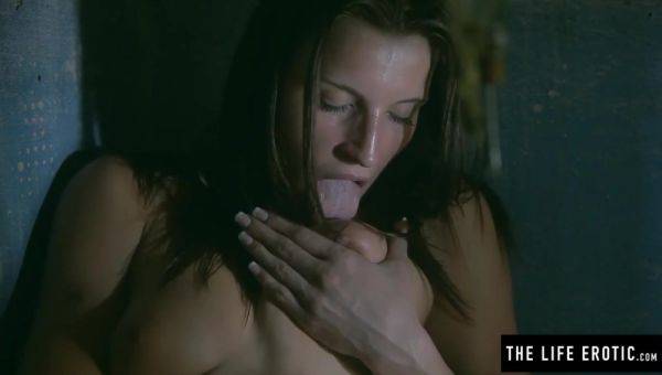 Girl Peeing On The Floor And Masturbating 2023 German fetish solo masturbation - xtits.com - Germany on poweredporn.com