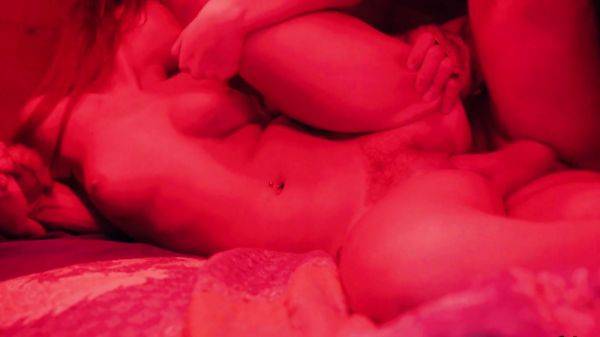 Red riding hood x - drtuber.com on poweredporn.com