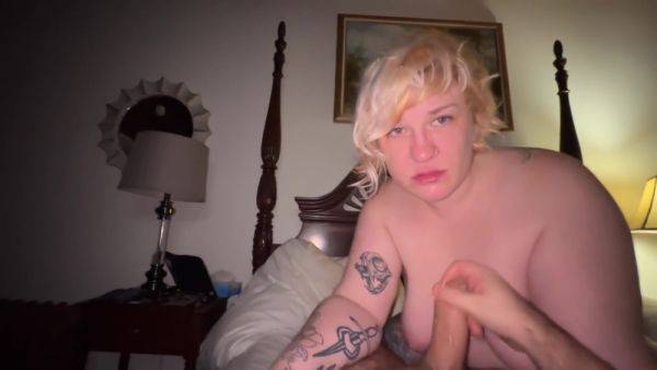 Varuka Sweet Gives Moaning Russian Lover A Sloppy Sensual Blow Job At Beach Hotel - hclips.com - Russia on poweredporn.com