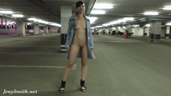 Jeny Smith - In The Mall - hclips.com on poweredporn.com