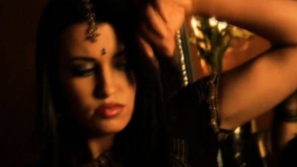 Moving Her Sensual Body Loving It - drtuber.com - India on poweredporn.com