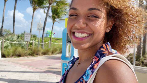 Latina stepniece makes it worth my while by sucking me off - txxx.com on poweredporn.com