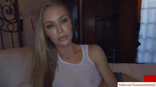 Big-eyed Glamour Milf Hot Sex Video - videomanysex.com on poweredporn.com
