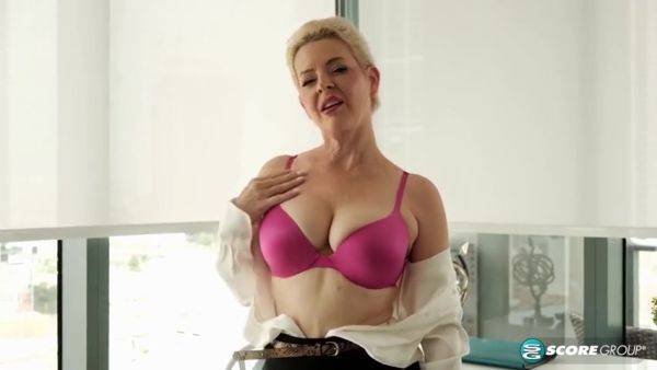 Bobbi Shay Solo - videomanysex.com on poweredporn.com