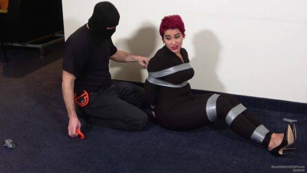 Sahrye A Lesson In Restraint - videomanysex.com on poweredporn.com