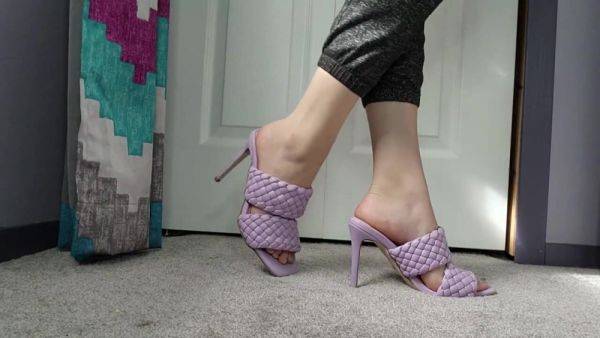 SNIFFING....LICKING..........CUM...... - txxx.com on poweredporn.com