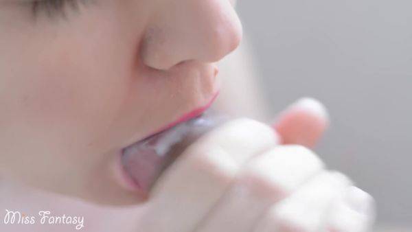 Miss Fantasy - Girlfriend Gives Blowjob Closeup And Swallows Cum 2 - hclips.com on poweredporn.com