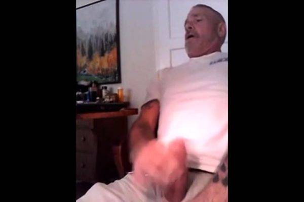 Hung Sexy Rugged Daddy Jack Off 1 - drtuber.com on poweredporn.com