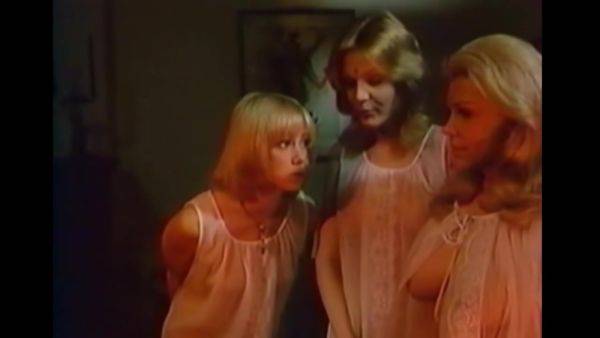 Breasty Babes Love Fucking - tubepornclassic.com on poweredporn.com