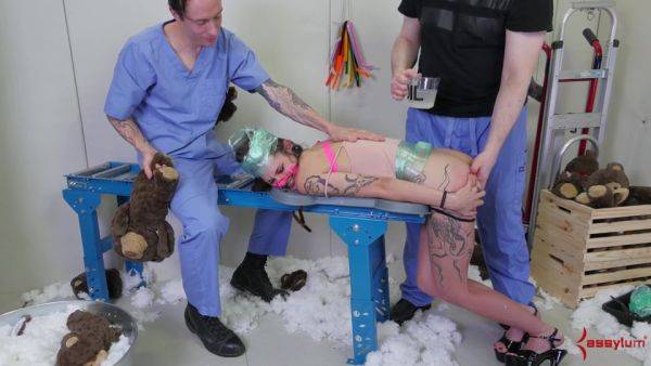 Threeway Sub Spit Roast For Bdsm Teenager - hclips.com on poweredporn.com