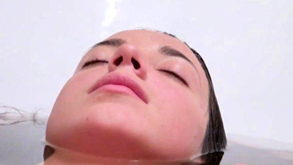 Kiki Water Nymph - drtuber.com on poweredporn.com