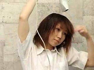 Wahing hair in bathroom 04 - drtuber.com - Japan on poweredporn.com