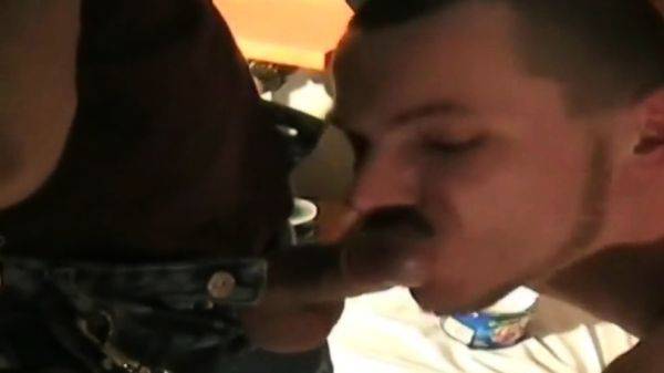 Amateur German stud barebacked in 3way - drtuber.com - Germany on poweredporn.com