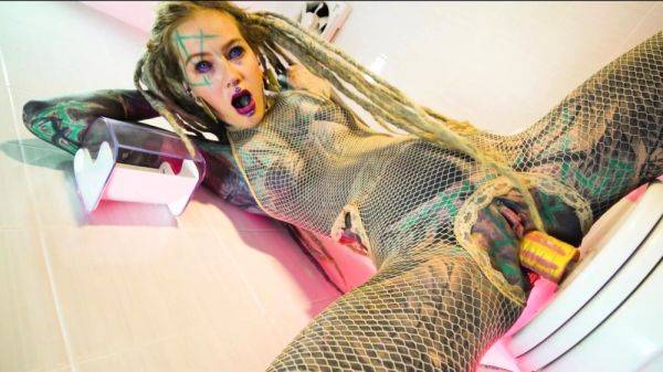 Alternative tattooed model Anuskatzz fucks her toy - drtuber.com on poweredporn.com